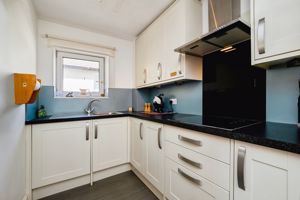 KITCHEN- click for photo gallery